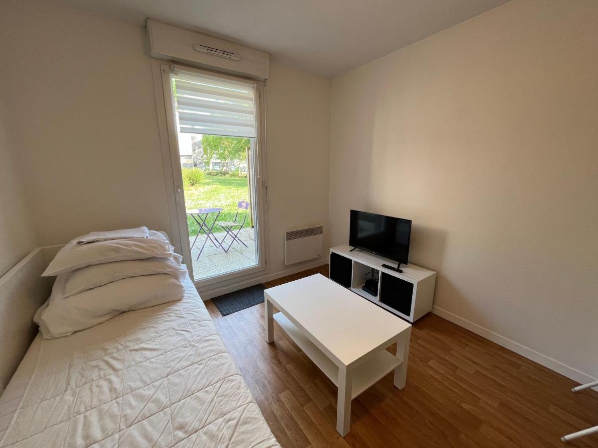 Acajou, Studio Avec Terrasse Et Parking Prive Caen Eksteriør bilde